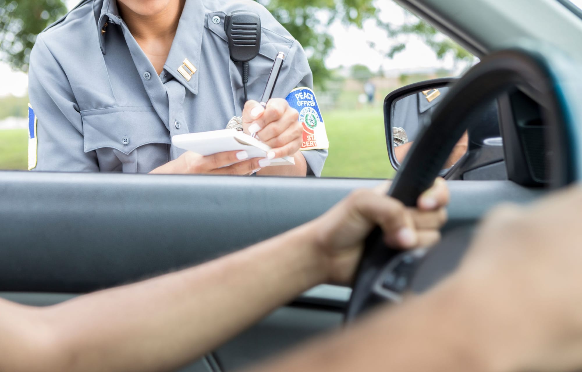 ¿Cómo saber si debo un Ticket de tráfico en Texas?