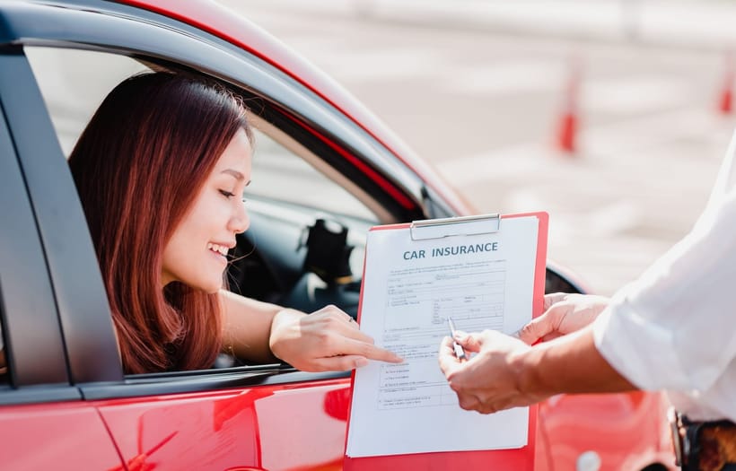 ¿Qué es la cobertura “Underinsured Motorist” y por qué es clave para conductores en EE. UU.?